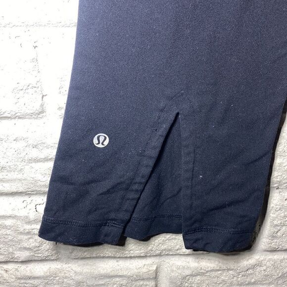 Lululemon Capri Flare Leggings Women's Size 6 - Picture 5 of 6